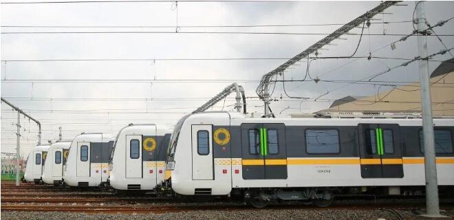 世界首台高温超导高速磁浮工程化样车下线背后