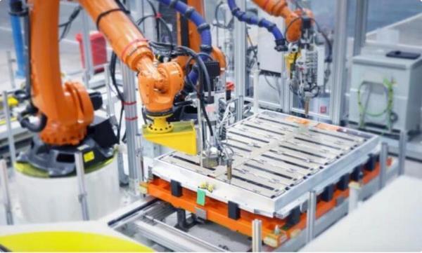 一汽-大众按下电动化数字化转型“快进键”