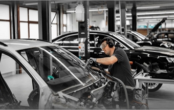 奥迪CEO杜思曼：不会轻易跟进“价格战”