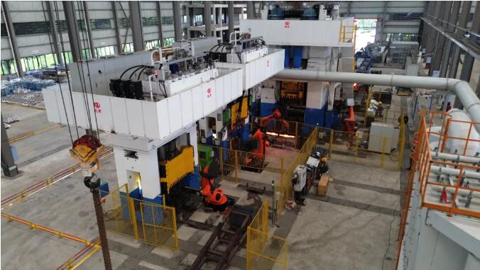 8000T锻造自动化生产线顺利投产！