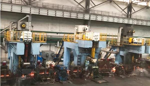 中冶京诚自主开发的新型平立复合式轧机成功应用