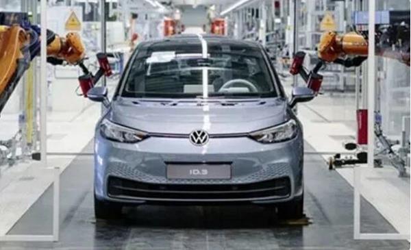 大众将投资10亿欧元改造德国工厂！