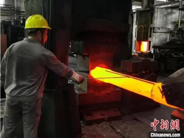 中车齐车锻造车轴创历史新高！