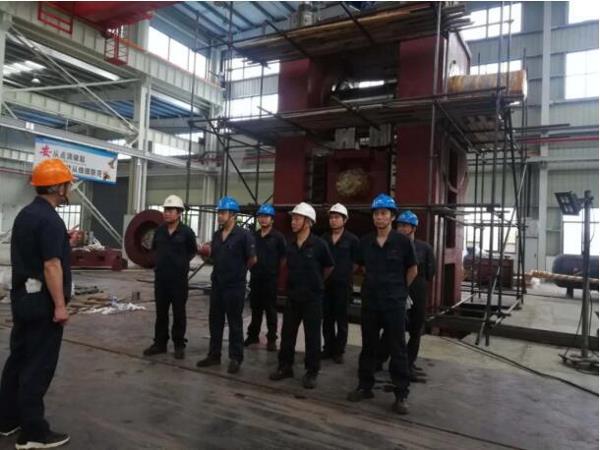 又一5000T热模锻压机组装调试！